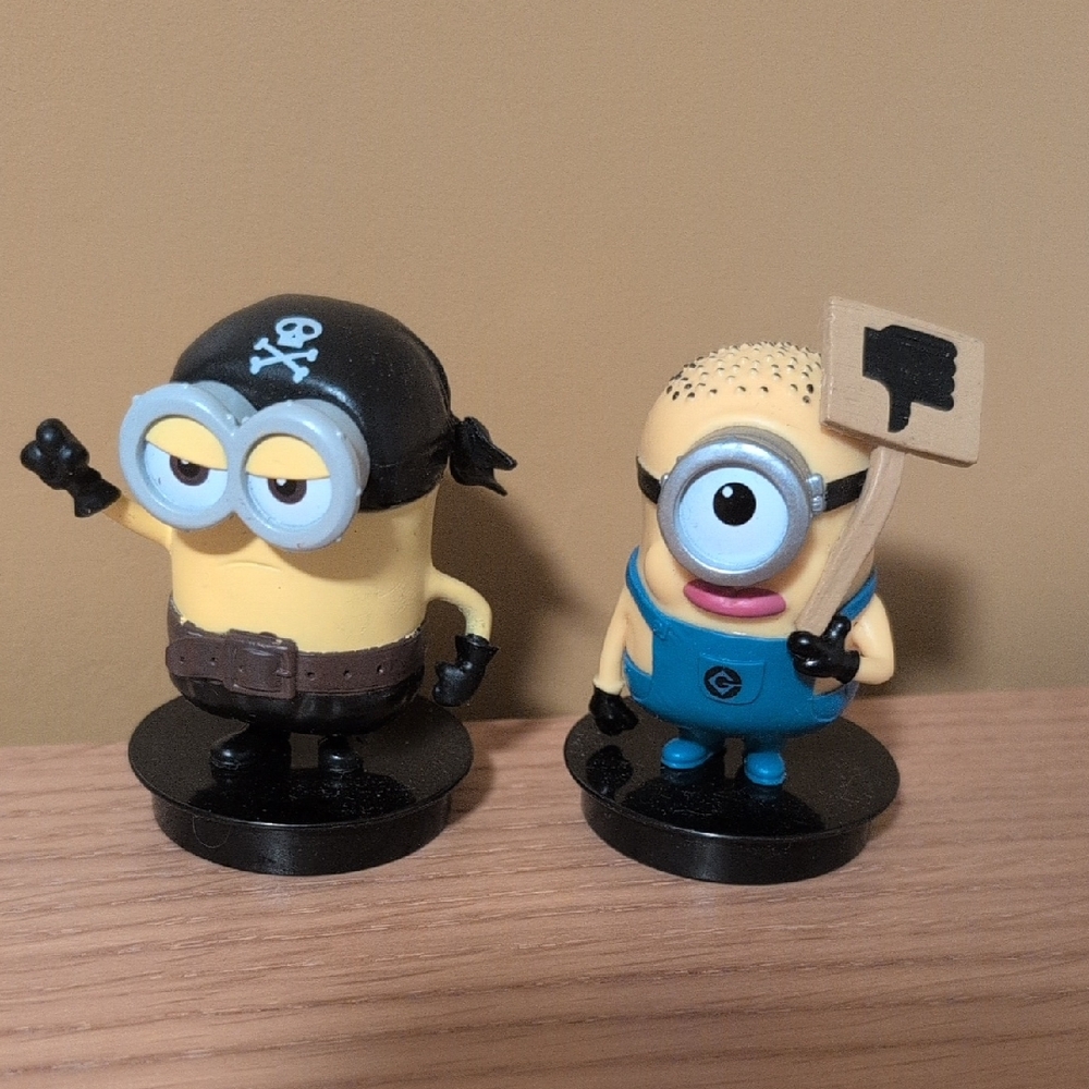 Minion Figurines Set